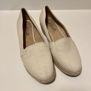 Life Stride Velocity 2.0 Karma Slip On Wedge Cream Canvas‎ Espadrille Shoes 8M